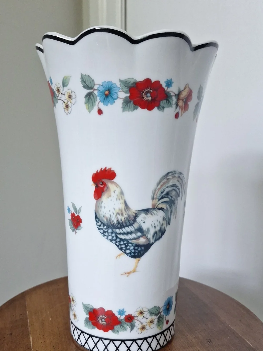 Vera Bradley Chicken and Flowers Vase NWOT